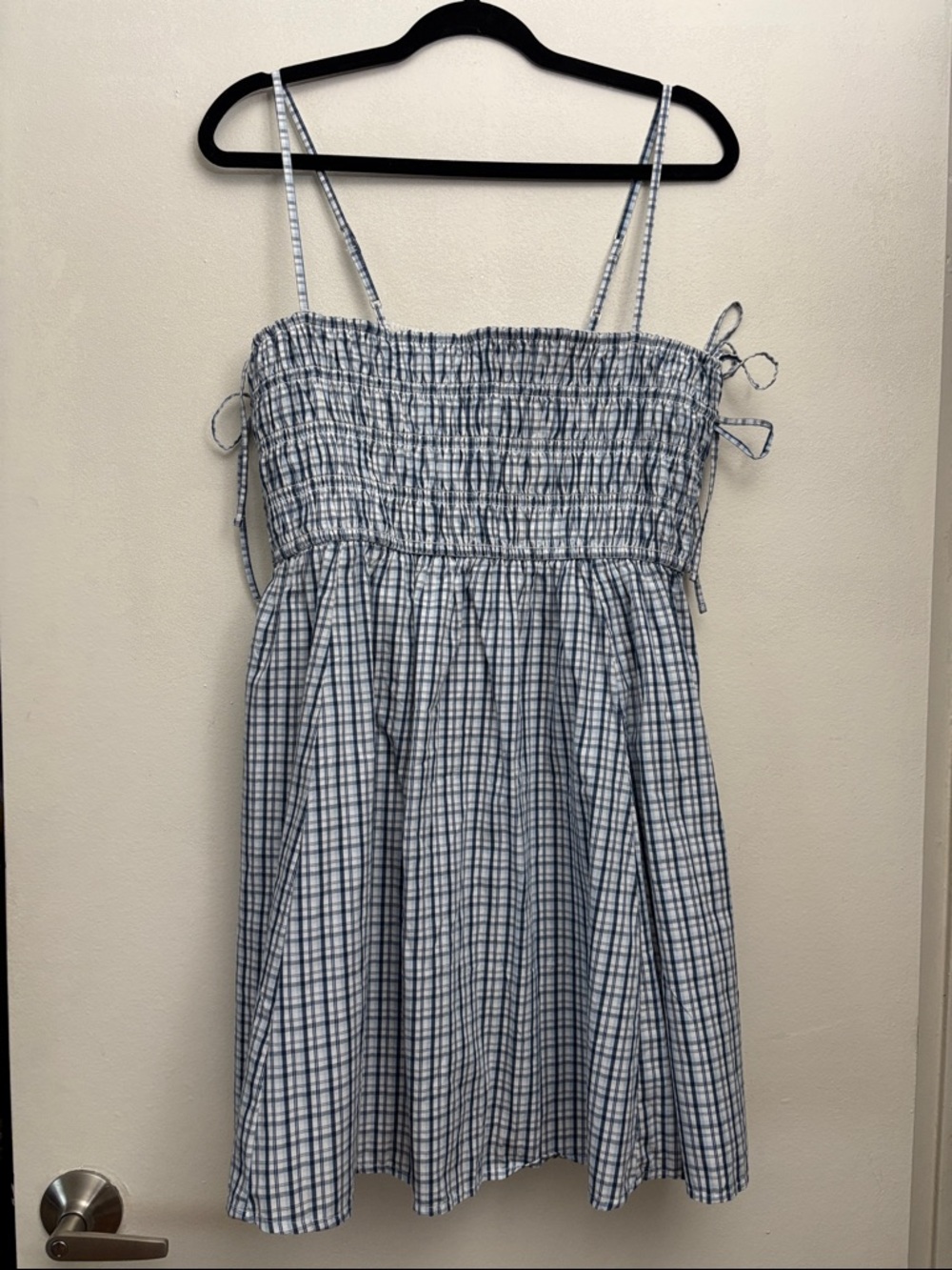 ABERCROMBIE & FITCH Smocked Babydoll Tie Plaid Mini Dress